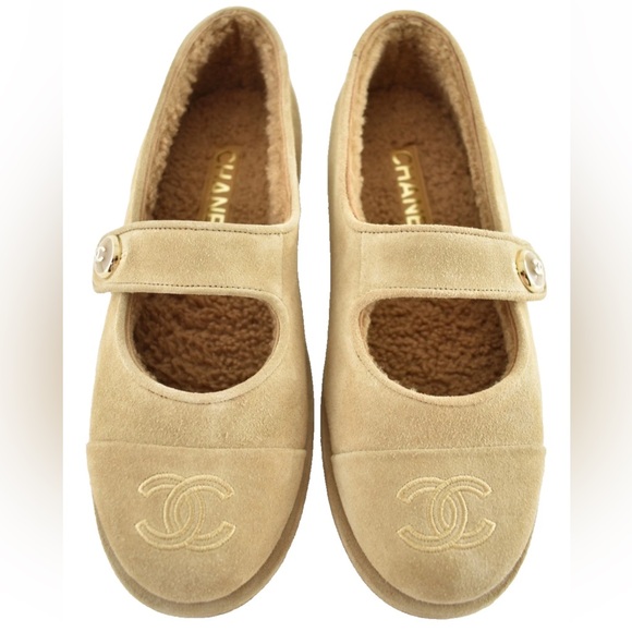Chanel 25B Beige Suede Shearling Fur Mary Jane Moccasin Ballet Loafer Flat 38 - Picture 1 of 16